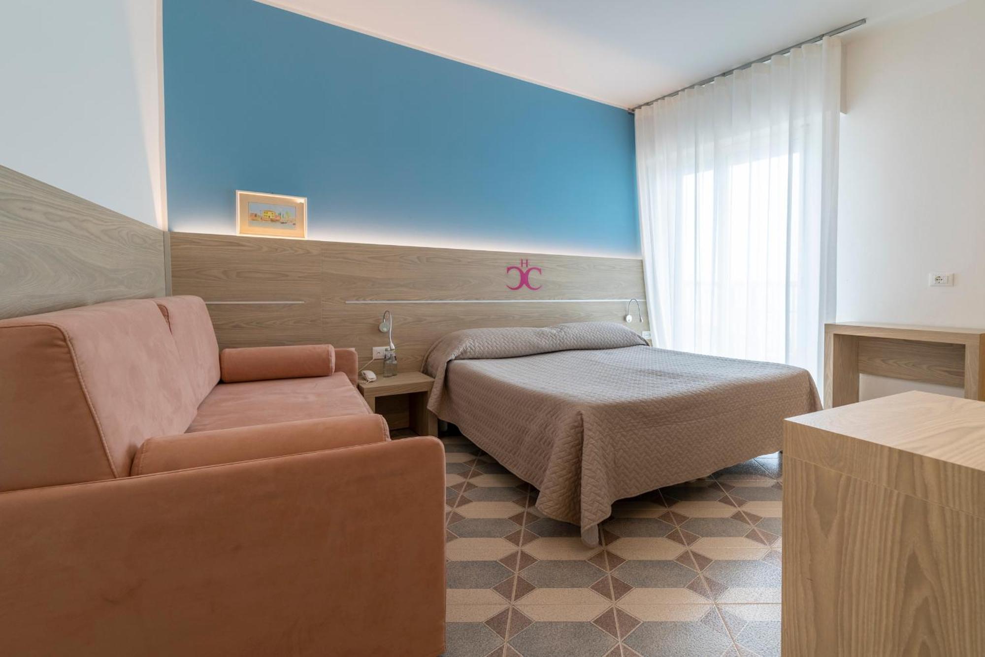 Hotel Capri 3 Stelle Superior ลิโดดิเยโซโล ภายนอก รูปภาพ