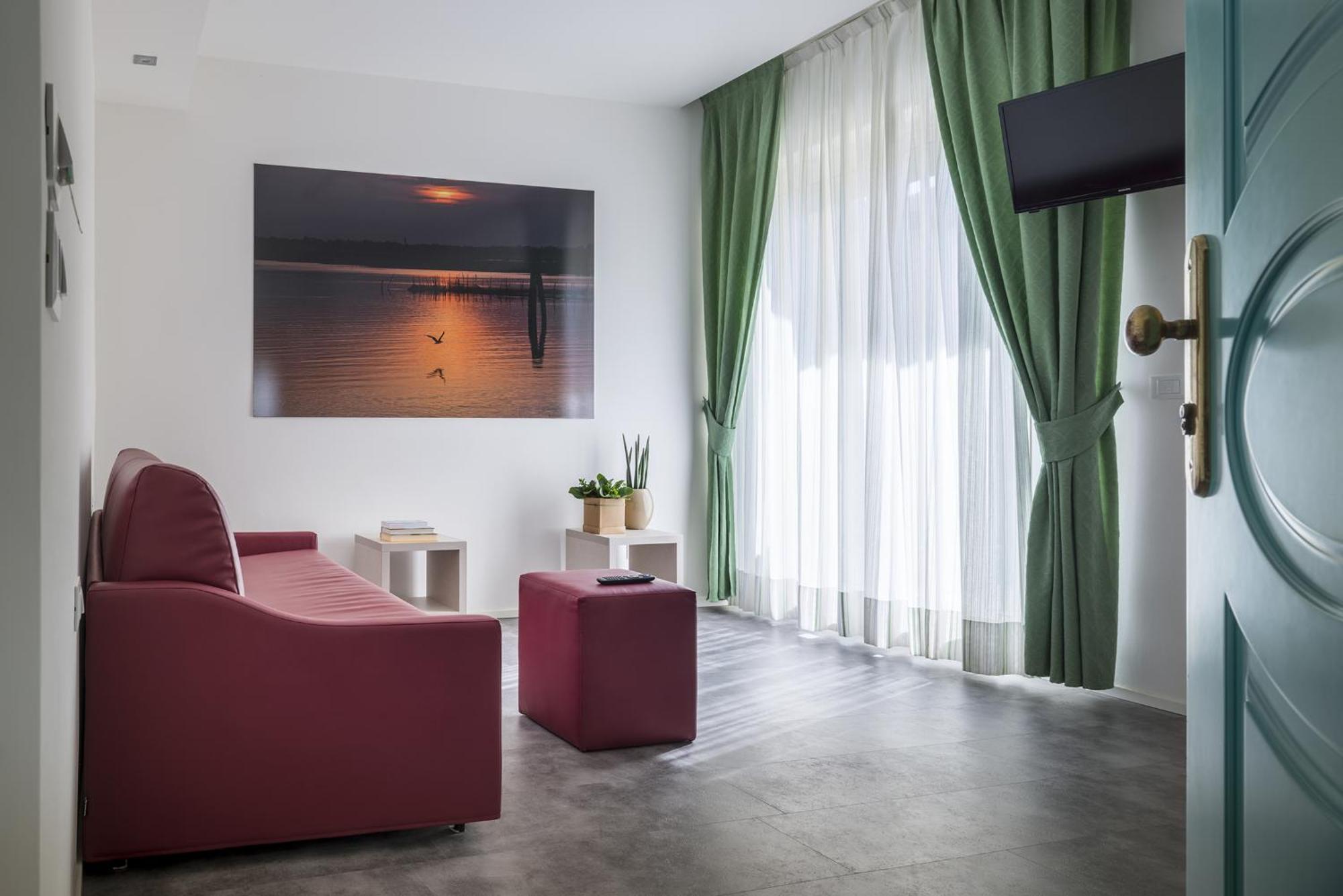 Hotel Capri 3 Stelle Superior ลิโดดิเยโซโล ภายนอก รูปภาพ