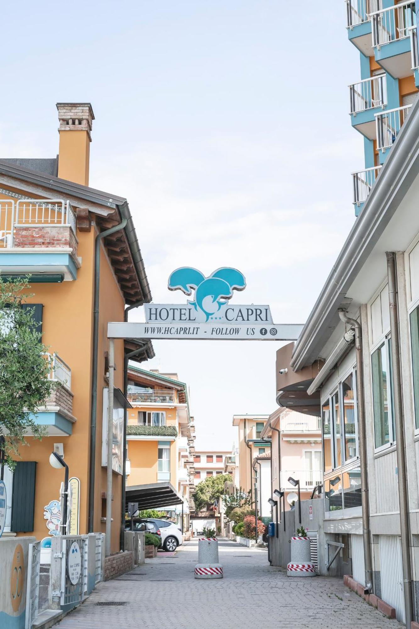 Hotel Capri 3 Stelle Superior ลิโดดิเยโซโล ภายนอก รูปภาพ
